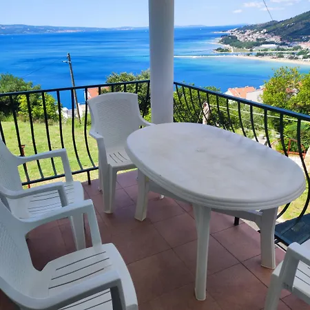 With 2 Balconies And Sea View Apartment Omiš