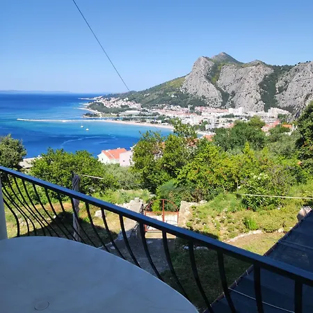 Апартаменти With 2 Balconies And Sea View *