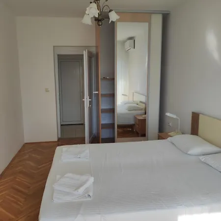 Apartmán With 2 Balconies And Sea View *